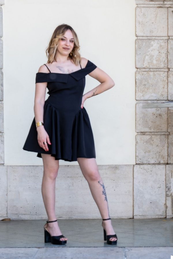 Flora Abito corto nero